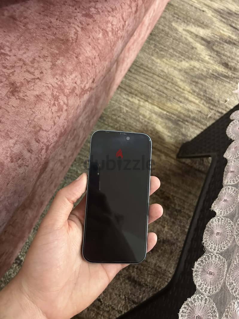 iPhone 16 4