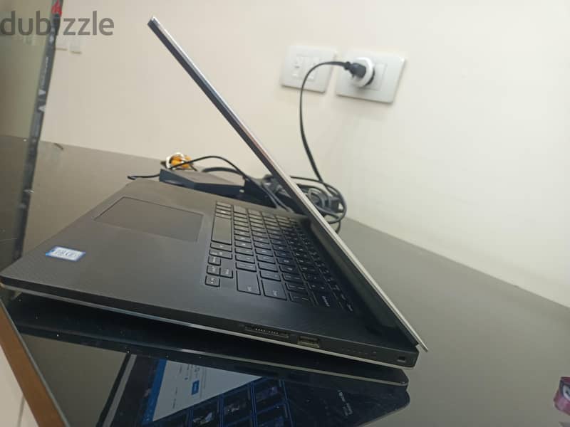 Dell precision 5540 1