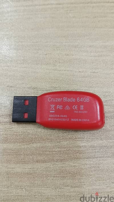 فلاشة sandisk 64 GB