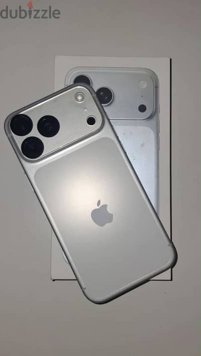 آبل - آيفون 17 برو ماكس