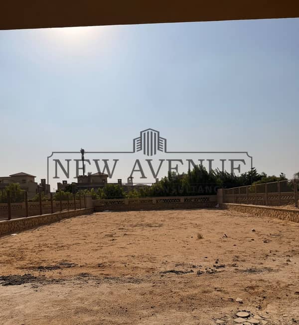 With Lowest Price Twin villa Palm Hills Katameya PK1 biggest land ready to move Overlooking Landscape