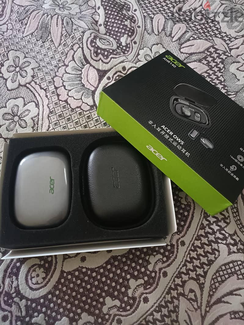 acer earbuds 4