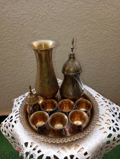 طقم تحف نحاس أنتييك فاخر (شغل بارز وتفاصيل يدوية روعة)
