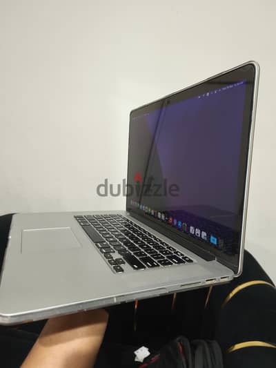 MacBook Pro Retina 15" Mid 2015 – i7 / 16GB / 256GB SSD