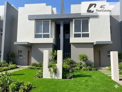 اقل سعر فيلا توين هاوس للبيع بالتقسيط 314م 4غرف برايم لوكيشن اوبن فيو لاند سكيب في هايد بارك التجمع الخامس القاهرة الجديدة Hydepark new cairo