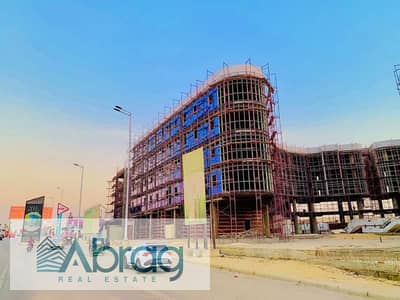 استلام فوري دابل فيو علي محور 26 يوليو مباشرة والحي الاول مباشرة صيدلية للبيع وبمقدم 10% فقط وتقسيط حتي 5 سنين