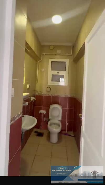 Apartment for rent, 162 sqm, in Al Rehab – Phase 7 – 2nd floor – open view – 3 bedrooms and 3 bathrooms.