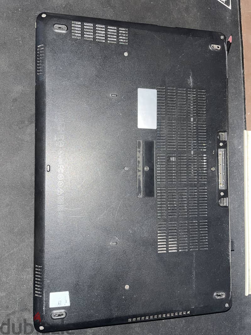 Dell latitude e 5570 4