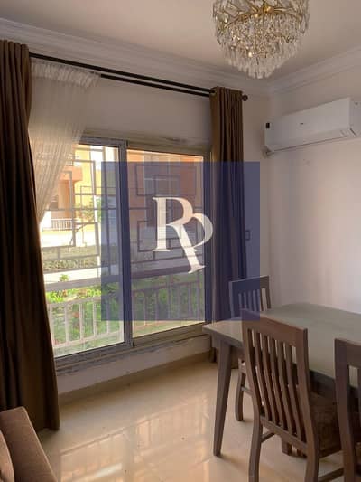 شقة مطبخ وتكييفات مفروشة للإيجار في وصال الشروق | أمام مدينتي وكمبوند سراي | Corner Unit | Wide Garden View | سعر مميز.