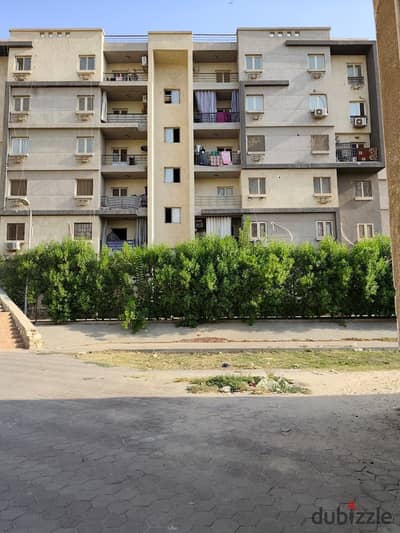 شقه 115 م للبيع في كمبوند سكن مصر مسلسل 13 التجمع الثالث القاهره الجديده عند مستشفى القاهره الجديده و بنك الطعام المصري و ميجا مول و فيوتشر مول و مدرسه عمر بن الخطاب و دقائق ل الجامعه الالمانيه وموقف الاتوبيس و ارابيلا بلازا و محور جمال عبدالناصر