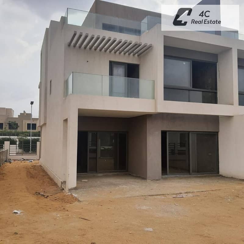 فيلا بـ٦ غرف نوم في فيفث سكوير المراسم، صورة ٥ من ١٠