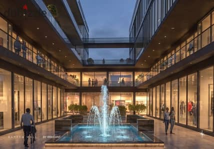 32m² shop for sale in Bareeq Mall, Golden Square, New Cairo, with 5% down payment and installments up to 7 years—an excellent investment opportunity.
