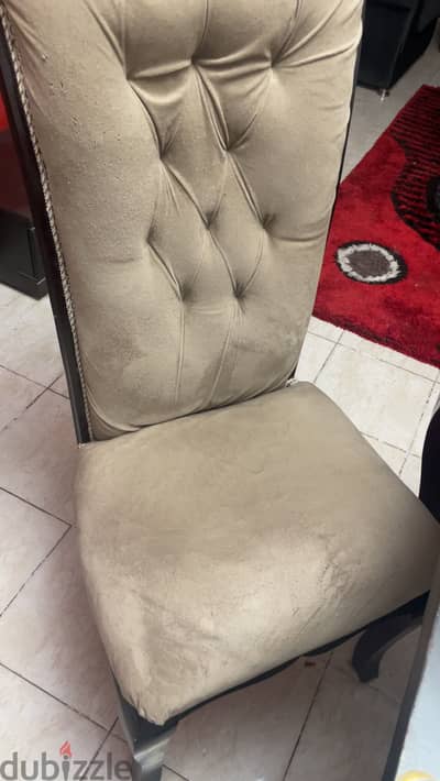 ترابيزة سفرة و6 كراسى
