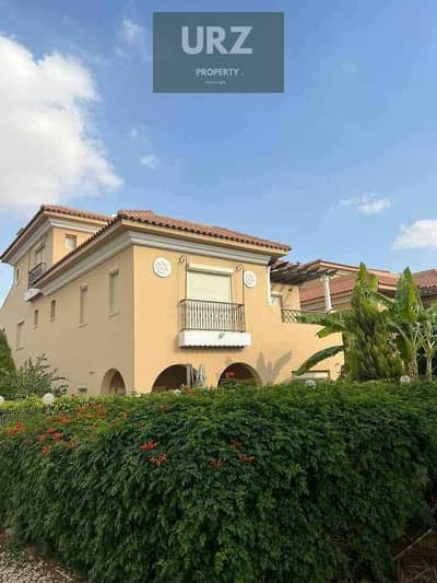 Villa for sale directly on 90th Street the best location in New Cairo minutes from the Fifth Settlement and very suitable installments