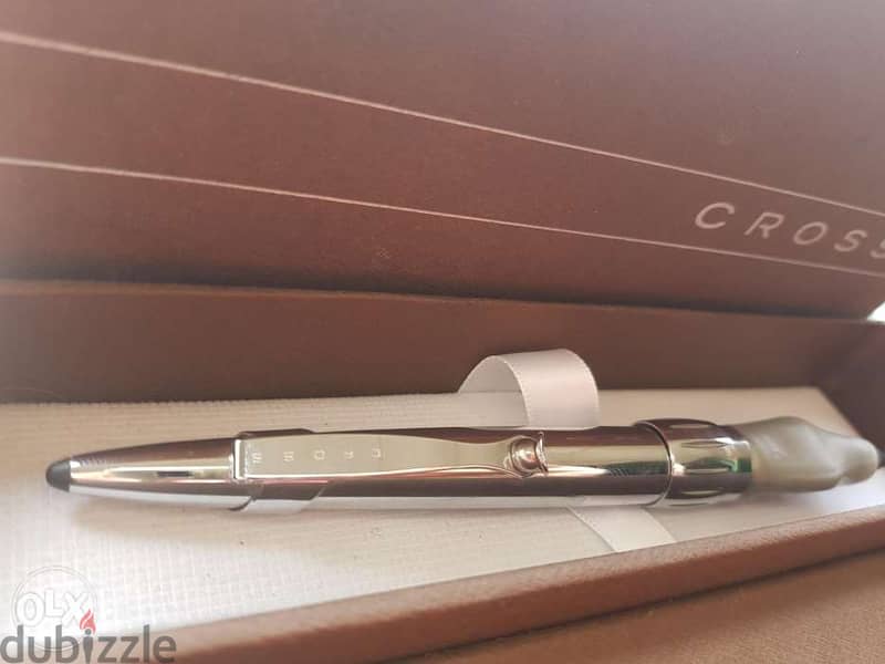 قلم مستعمل مميز بالعلبة CROSS 1