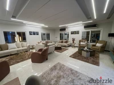 فيلا مفروشه تشطيبات خاصه اول سكن للايجار في الرحاب بحمام سباحه