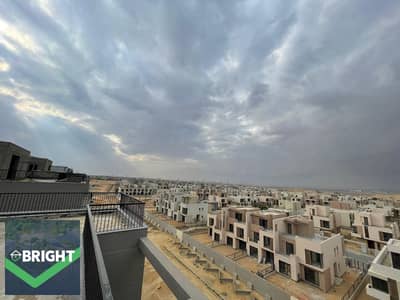 Special Below Market Price Ideal for Cash Buyers Twin House for Sale 245 sqm Sodic East New Heliopolis minutes from La Vista El Patio 5 and Madinaty