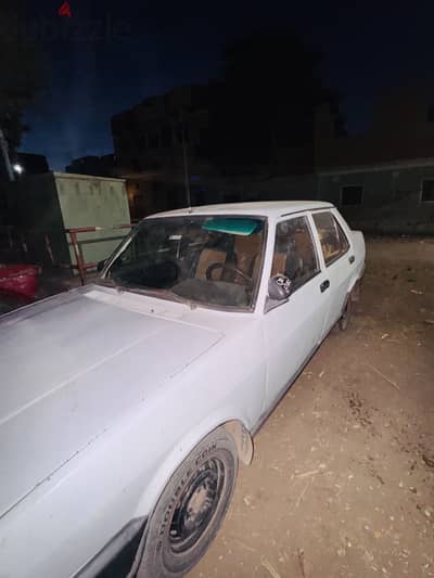 فيات شاهين 2000