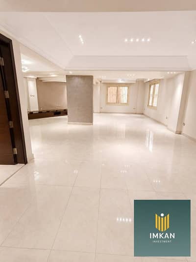 Apartment for sale with a 10-year installment plan; fully finished and ready for viewing. Located in The Waterway compound, Fifth Settlement, near Mou