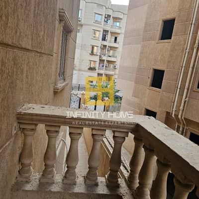 شقه بسعر لقطه في اللوتس الجنوبيه دور اول استلام فوري