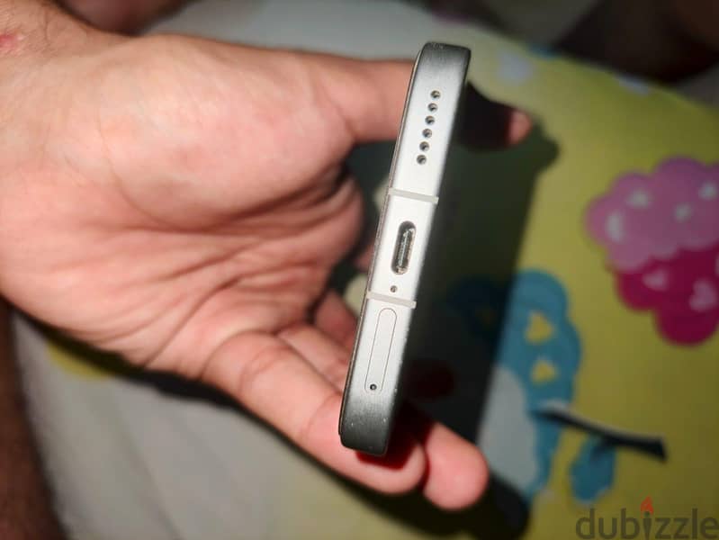 Honor 600 4