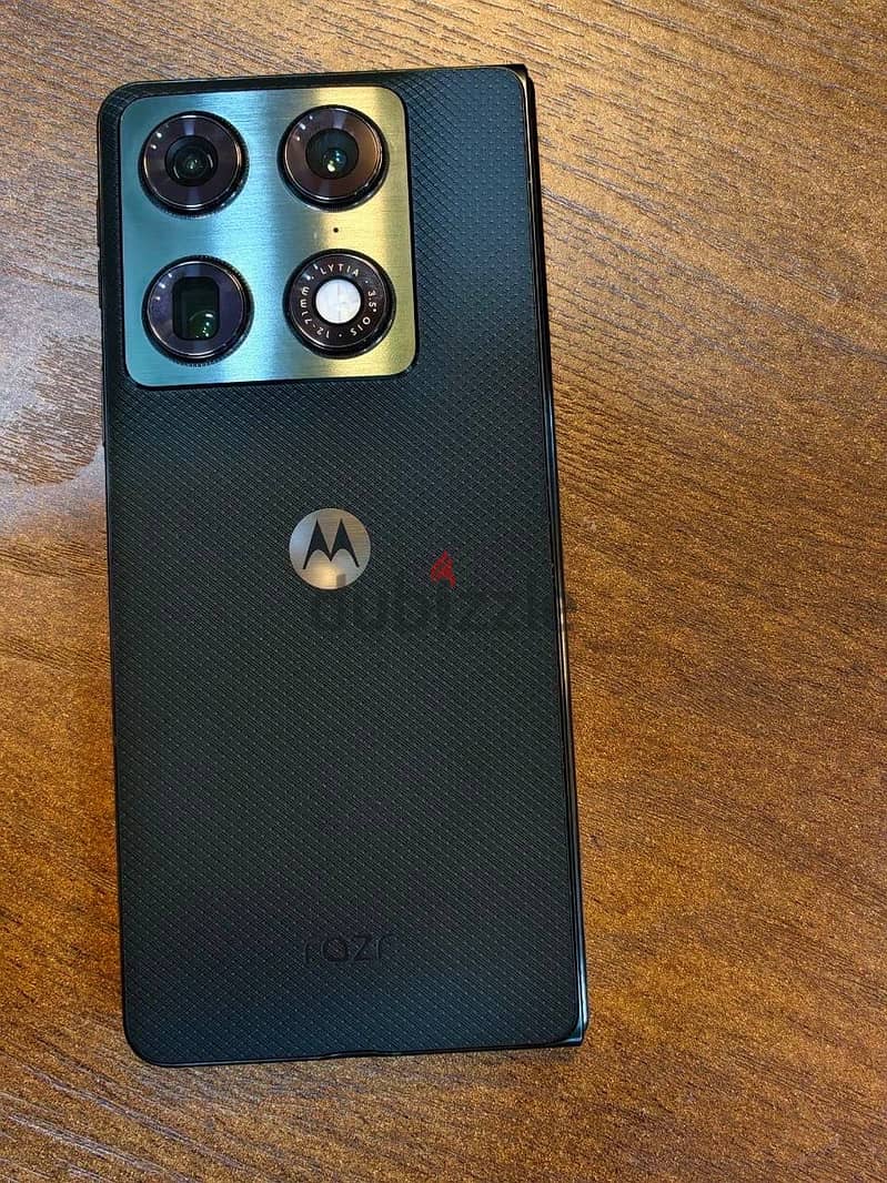 Motorola Razr Fold 1