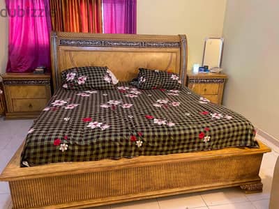 غرفه نوم ذان عموله. bedroom