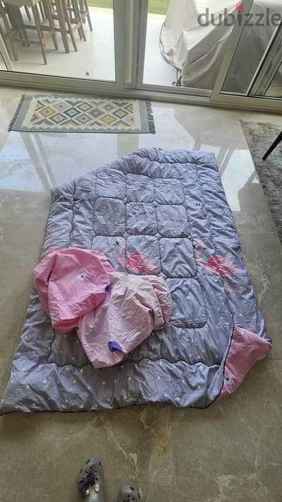 Duvet cover 140×200 and fitted bed sheet
