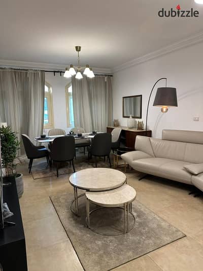 Apartment for sale at half its price, with a direct view of the Iconic Tower, in R3.