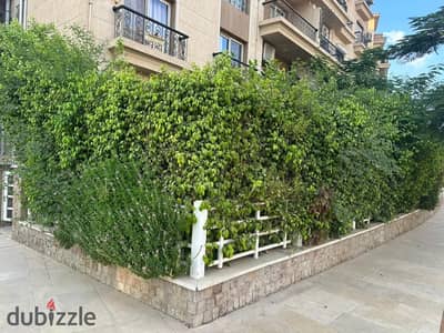 For rent, a ground floor in Garden next to the eastern market and steps from the Osman Mosque, 2 bedrooms and 2 bathrooms