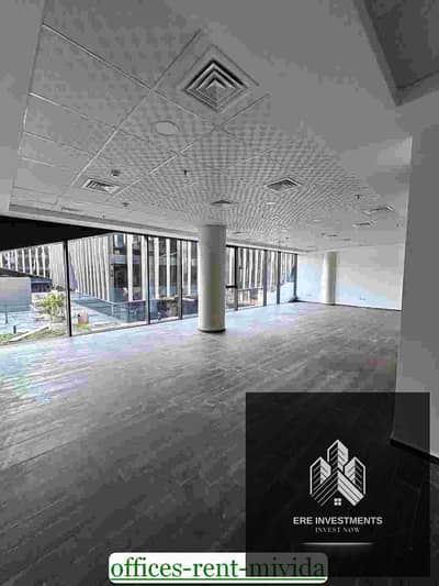 For rent: 124 sq m ultra-super-lux administrative office, ready for immediate occupancy, in Boulevard - Mivida, Fifth Settlement
