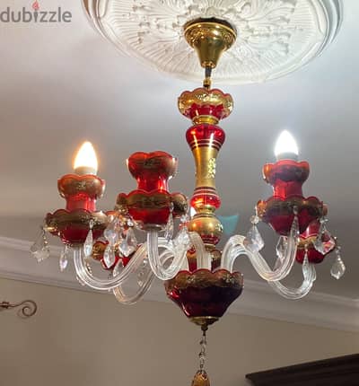 صالون للبيع ونجفه