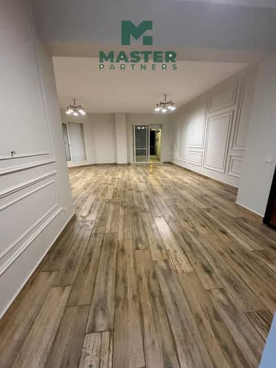 Apartment for Sale in Hyde Park – 6th Settlement, close to 90th Street and main roads