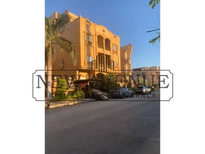 شقة للبيع في جنوب الأكاديمية التجمع الخامس - استلام قوري متشطبة بالكامل تشطيب سوبر لوكس South Academy  5th Settlement
