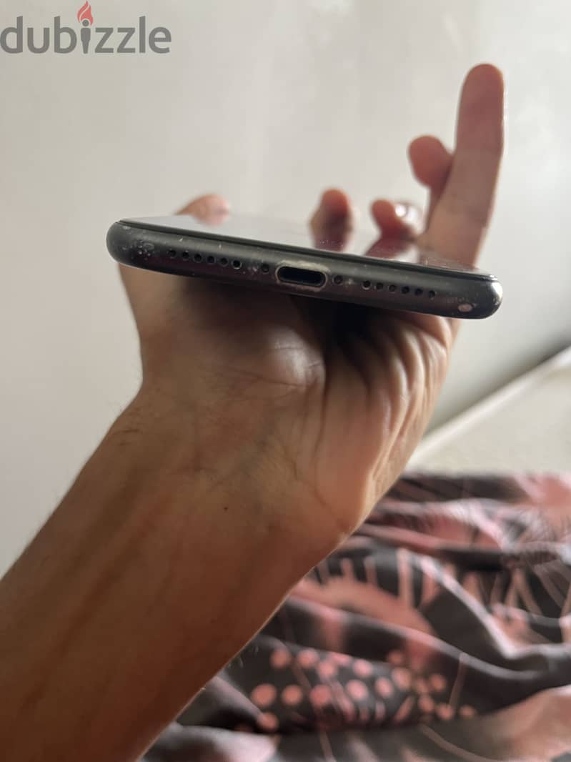 Apple - iPhone 11 2