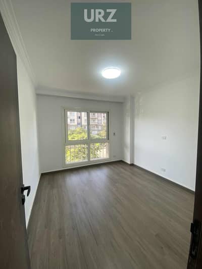 Apartment with a distinctive garden view for sale with a special discount near Al Rehab and Mountain View Hyde Park and minutes from Madinaty