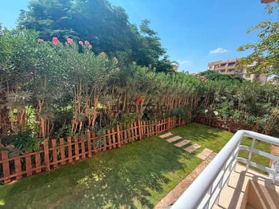 For sale in my city, a ground floor apartment with a garden in B6, an area of 97 sqm and a garden of 50 sqm, in a distinguished location just steps away from all services, garden view, super lux finishes, first residence, all installments paid.