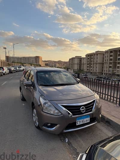 Nissan Sunny 2022