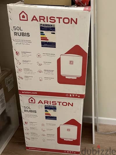 Selling 2 water heater ariston 50L