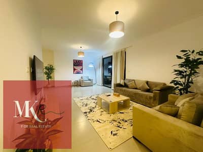 For daily rent apartment 217 sqm furnished for 6000 EGP. Ultra super lux finishing with a landscape view in Easttown Sodic Compound, near Hyde Park