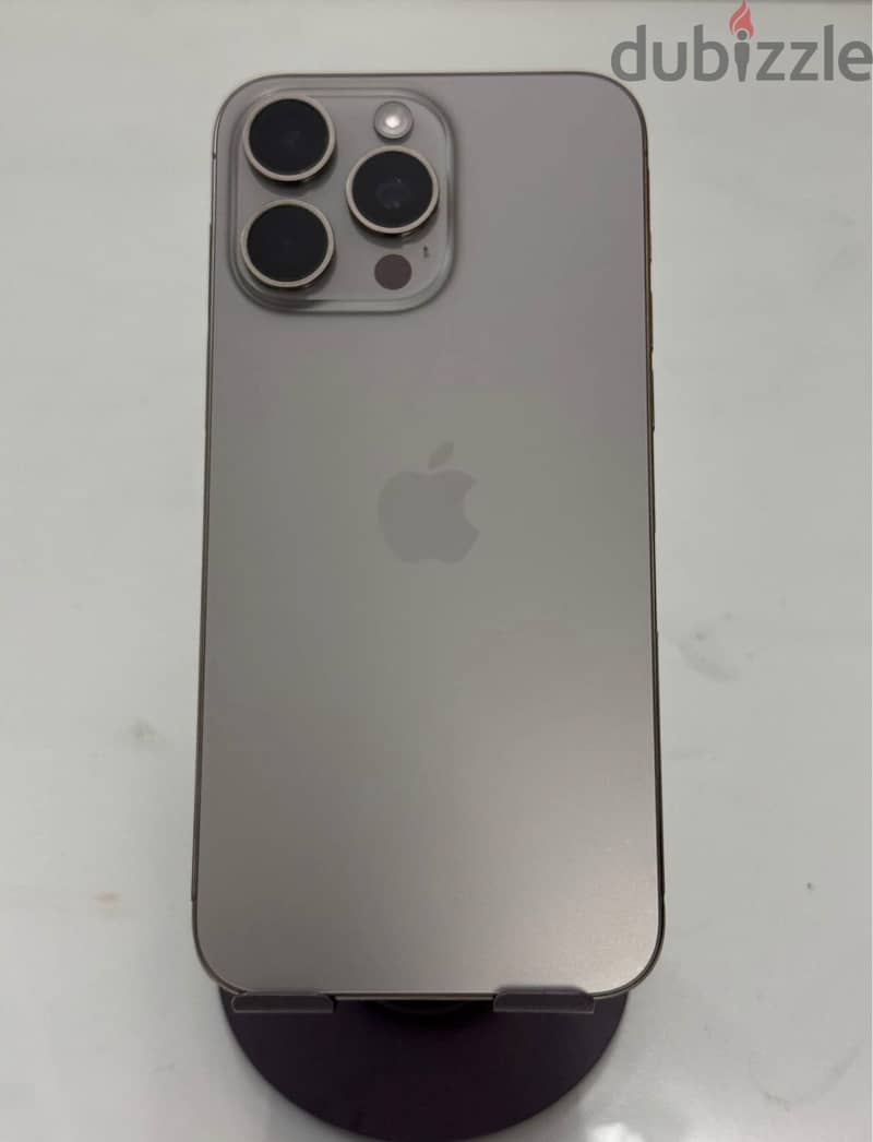 Iphone 15 pro max 4