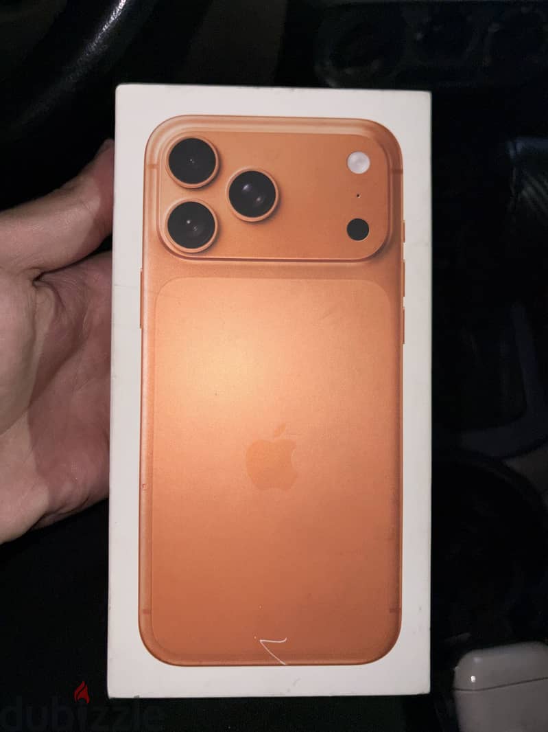 Apple - iPhone 17 Pro Max 3