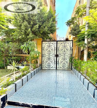 شقة للايجار سكني او ادارى التجمع الاول الياسمين بالقرب من محور السادات واحمد شوقى والخدمات  بمدخل خاص تشطيب سوبر لوكس