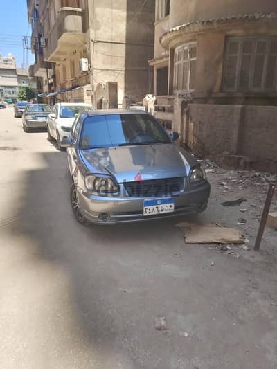 هيونداي فيرنا 2004