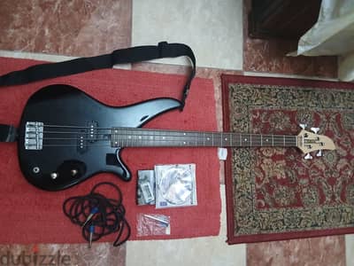 Yamaha ERB070 4-string electric bass guitar.