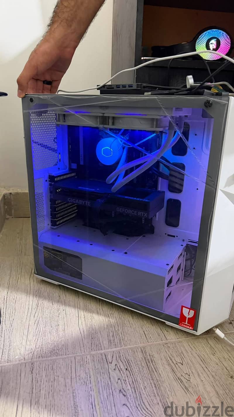 Intel Core i7-12700KF - RTX 4060 Ti 1