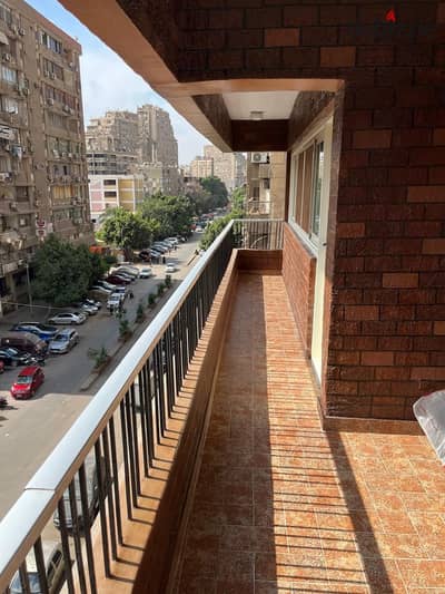 Apartment in Al-Ajooza, Nile Al-Abyad Street, Fourth Floor, Area 175 meters, Super Lux Finishing, 3 Rooms + Bathroom + Kitchen + Balcony