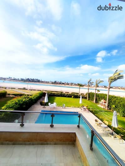 Villa in Marina First Row Furniture Super with Private Pool