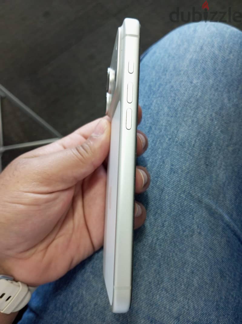 Apple - iPhone 17 Pro Max 2