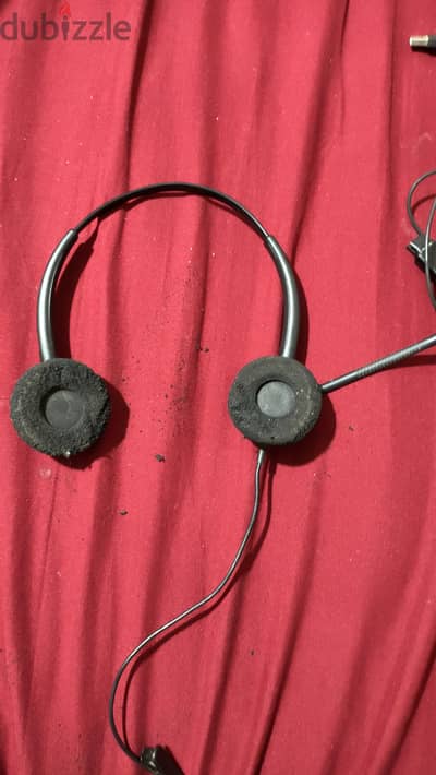 سماعة plantronics و convertor DA70